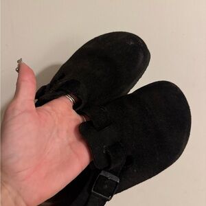 Chic Black Suede Sandals